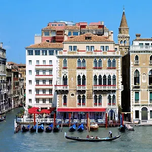 Bauer Il Palazzo Отель
