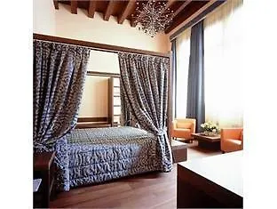 Отель Palazzo Selvadego Венеция 4*,